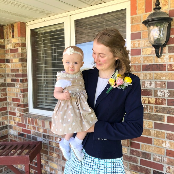 Meet your Posher, Michelle - Picture 3 of 3